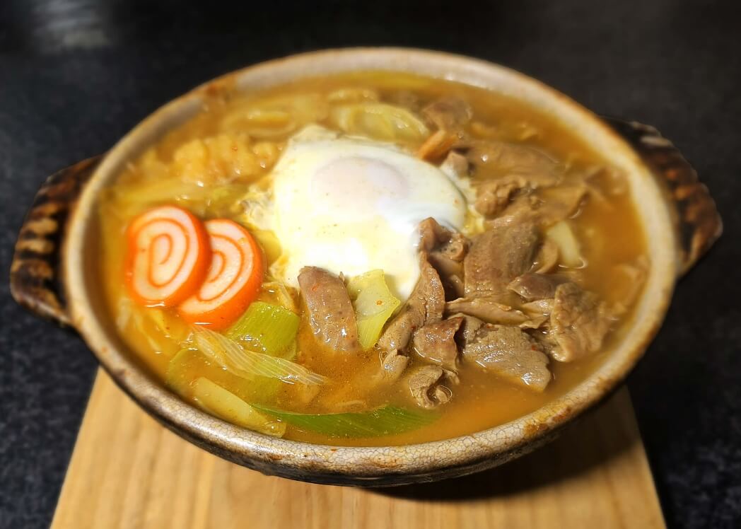 カレーもつ煮込みうどん